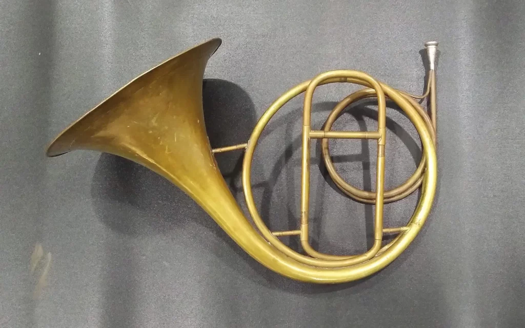 Tabard Natural Horn c. 1830!